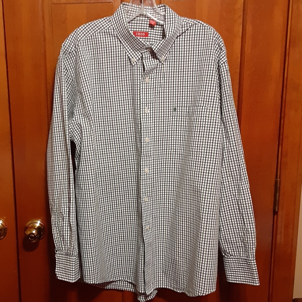 Izod Green & Navy Check Button Down Shirt